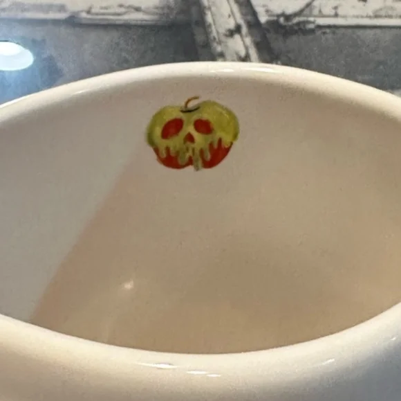 Rae Dunn Disney Villains Evil Queen Poison Apple Double Sided Mug Snow White EUC - Picture 4 of 5